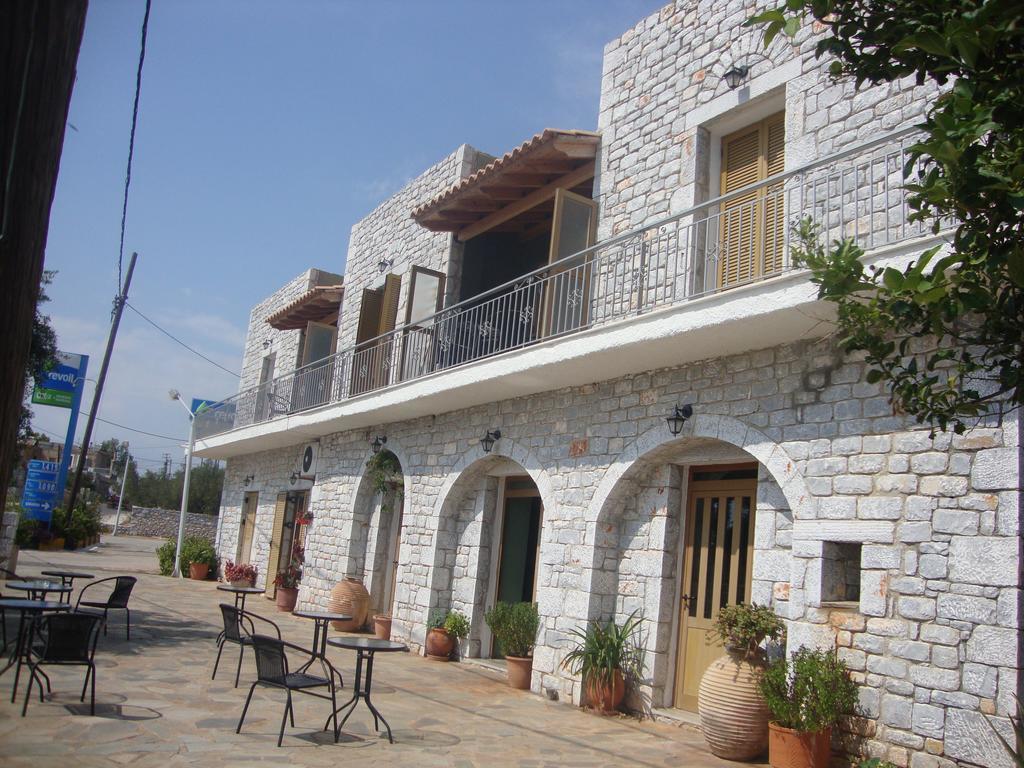 Kafiona Guesthouse Pyrgos Dirou Экстерьер фото