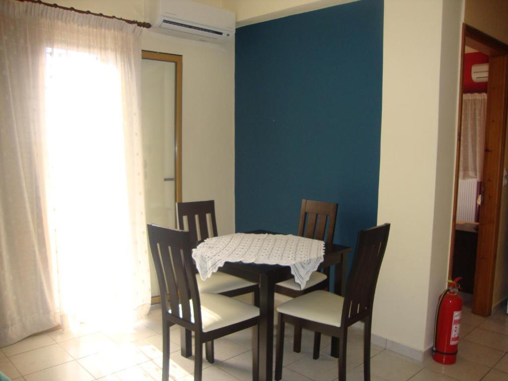 Kafiona Guesthouse Pyrgos Dirou Экстерьер фото